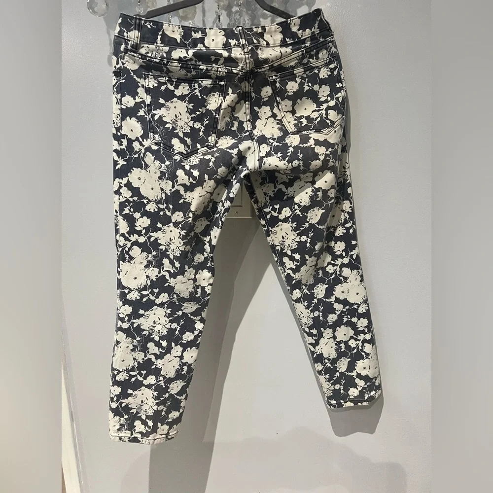 Tory Burch Size 32 Blue White Alexa Floral Mid Rise Cropped Designer Jeans. C043
